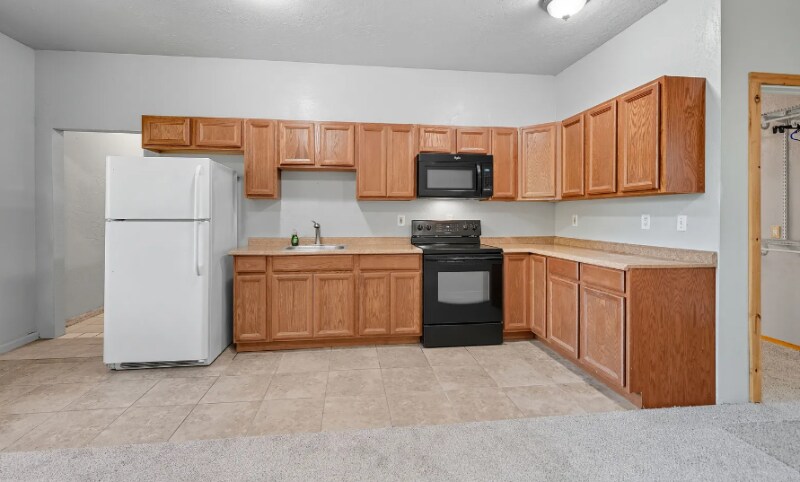 Building Photo - 7831 Terra Linda Way