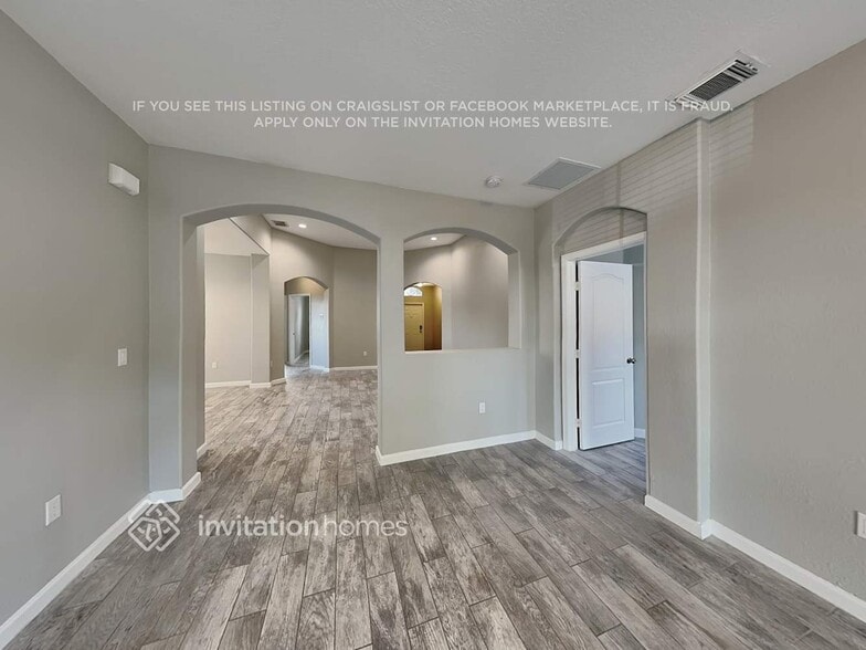 Building Photo - 15380 SW 10th St