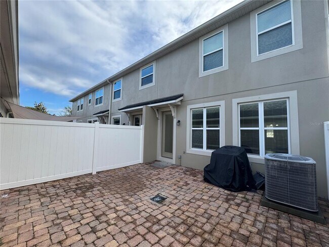 Building Photo - 8979 Hildreth Ave