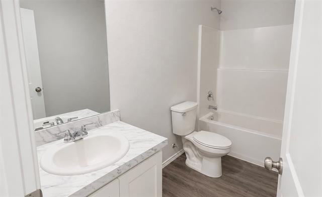 Building Photo - 3518 Silver Springs Ct