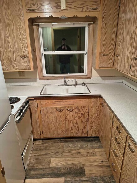 Building Photo - 512 Manitowoc St