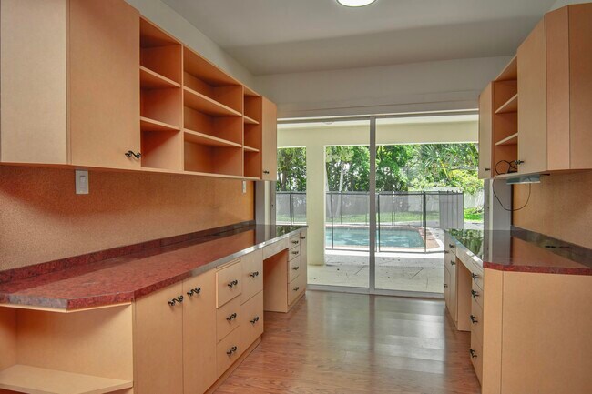 Building Photo - 6749 S Grande Dr