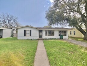 Building Photo - COMING AUGUST 2025 - Cute 3-Bedroom Home i...