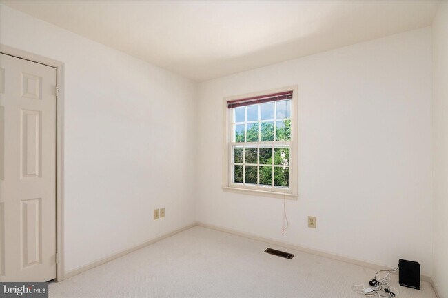 Building Photo - 8319 Rising Ridge Way