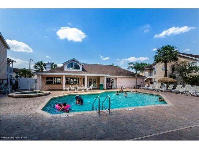 Building Photo - 2721 N Poinciana Blvd