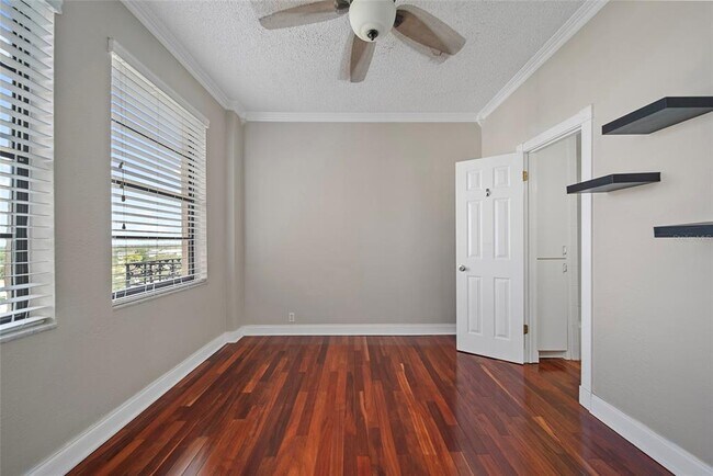 Building Photo - 2109 Bayshore Blvd