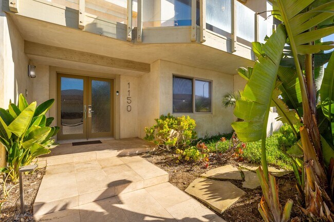 Building Photo - Mandalay Shores Beach| Home on Mandalay Be...