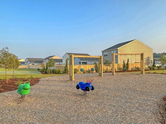 Building Photo - 424 Pender Woods Dr