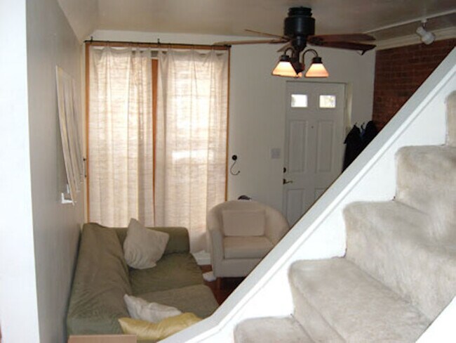 Living room - 813 S Rose St