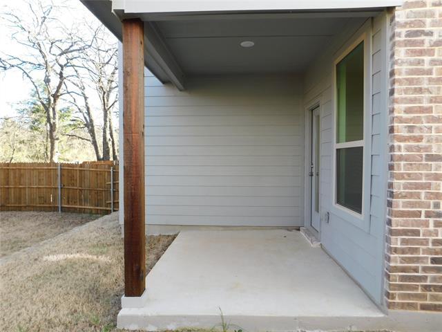 Building Photo - 505 Mockingbird Ln