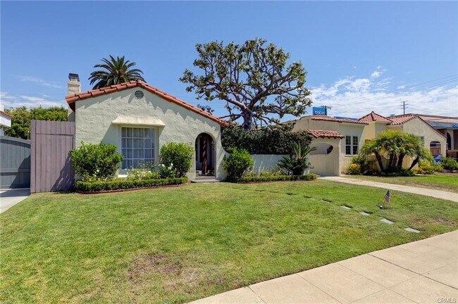 Primary Photo - 2376 Selby Ave