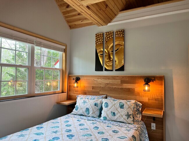 Building Photo - 754 Woodlands Rd