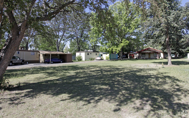 Building Photo - Green Acres Mobile Home Park