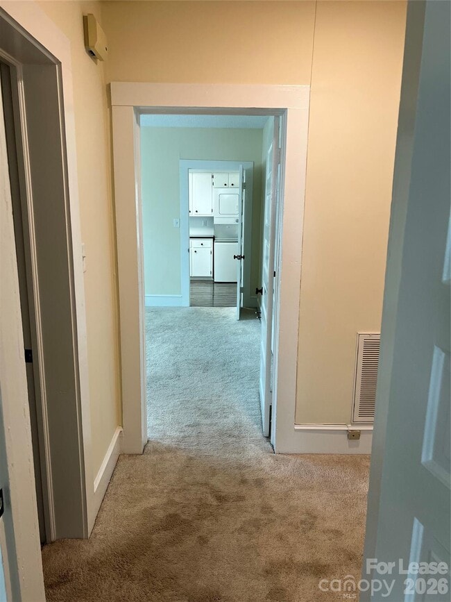 Building Photo - 211 W G St