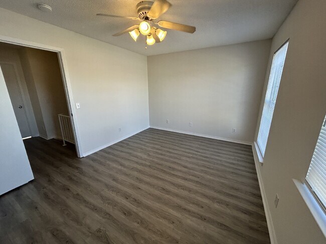 Building Photo - 3 BD 2 BA APARTMENT BY TTU FOR RENT
