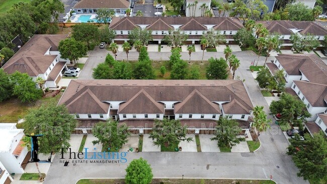 Building Photo - 8623 Andalucia Field Dr