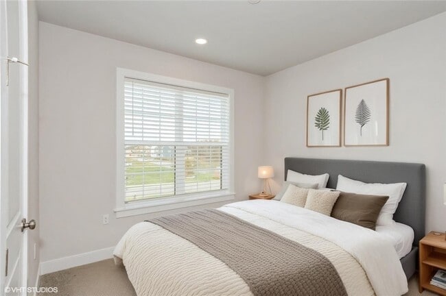 Building Photo - 403 Cranford Wy