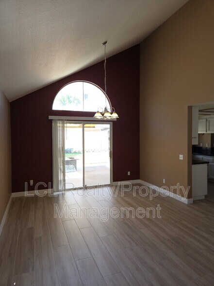 Building Photo - 22817 Windwood Ln