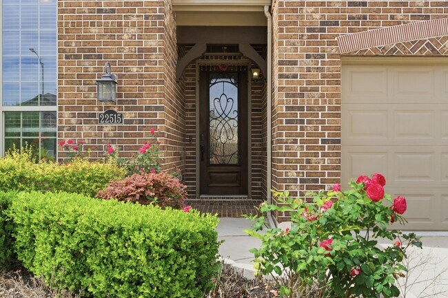 Building Photo - 22515 Bassett Hollow Ln