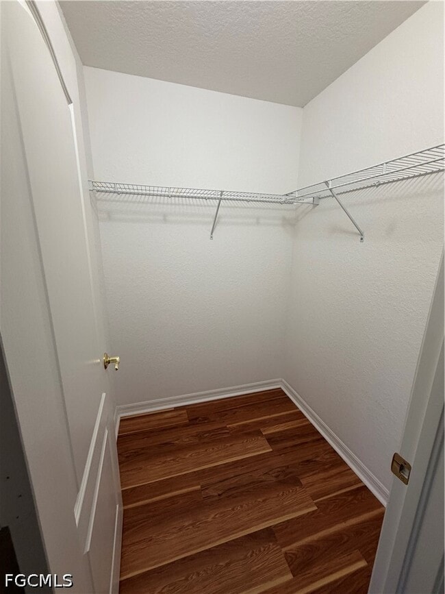 Building Photo - 8541 Athena Ct