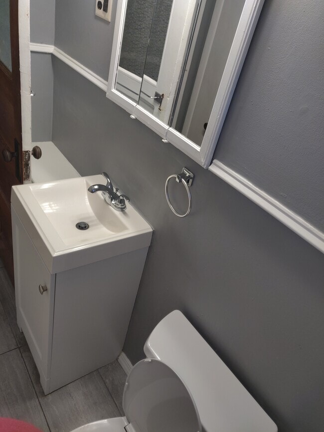 Building Photo - 308 Hoboken Rd