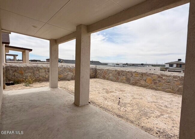 Building Photo - 7409 Scarlet Oak Pl