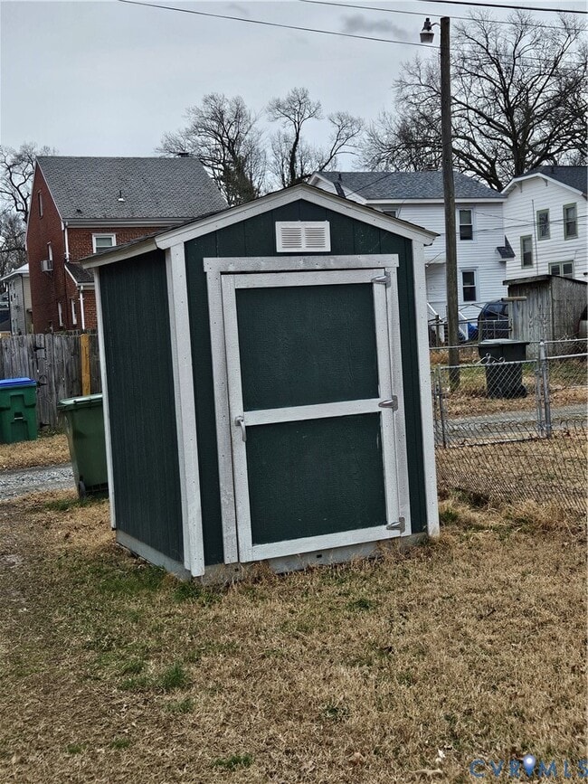 Building Photo - 3419 Missouri Ave