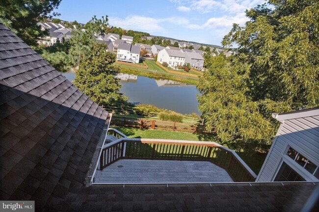 Building Photo - 211 Park Gate Dr SE