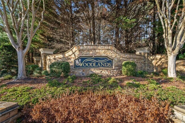 Building Photo - 266 Balaban Cir