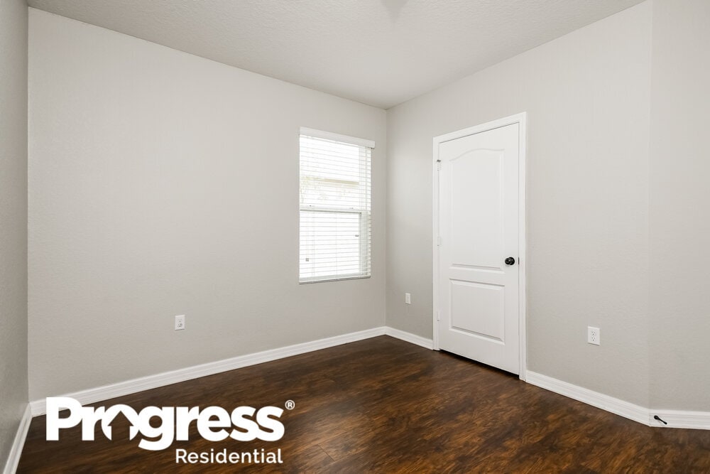 Building Photo - 1744 Wallace Manor Loop