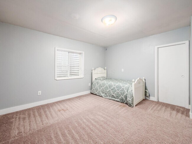 Building Photo - 7021 Kinsale Ln