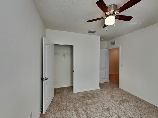 Building Photo - 1004 Brooklet Dr