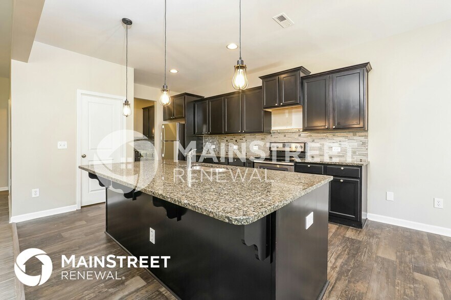 Building Photo - 5124 Red Poll Dr