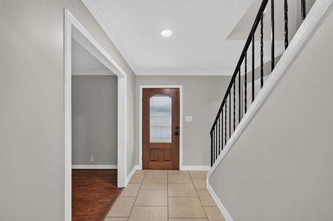 Building Photo - 1503 Shannon Valley Dr