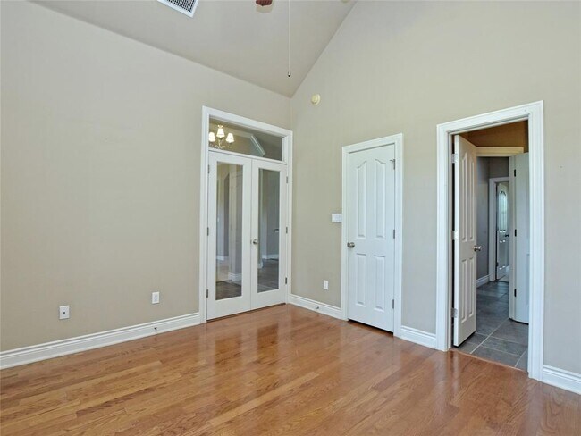 Building Photo - 131 Huck Finn Trail