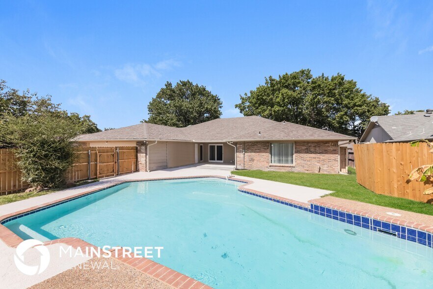 Building Photo - 3405 Valley View Ln