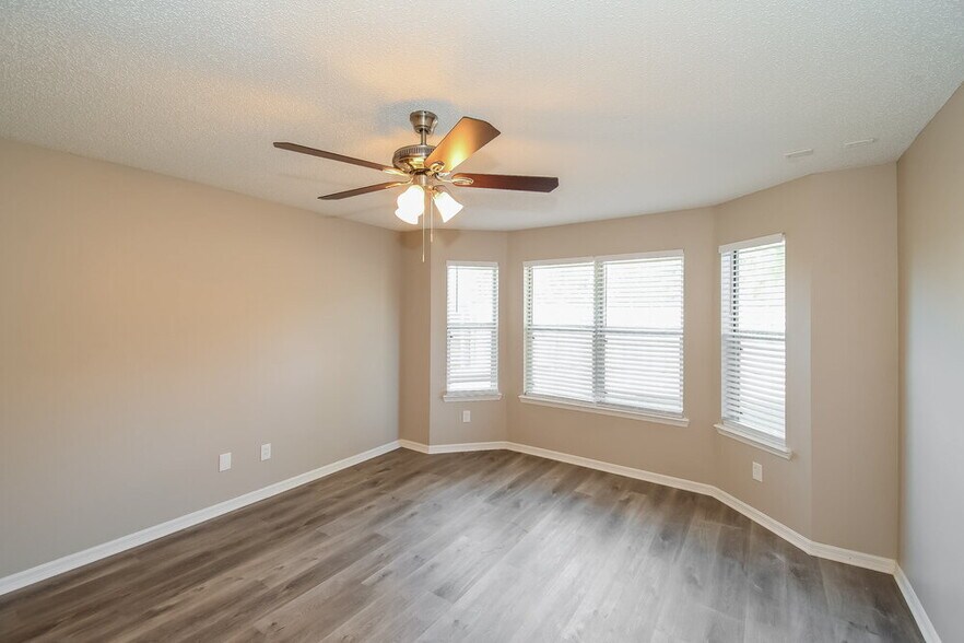 Building Photo - 8857 Spring Harvest Ln E