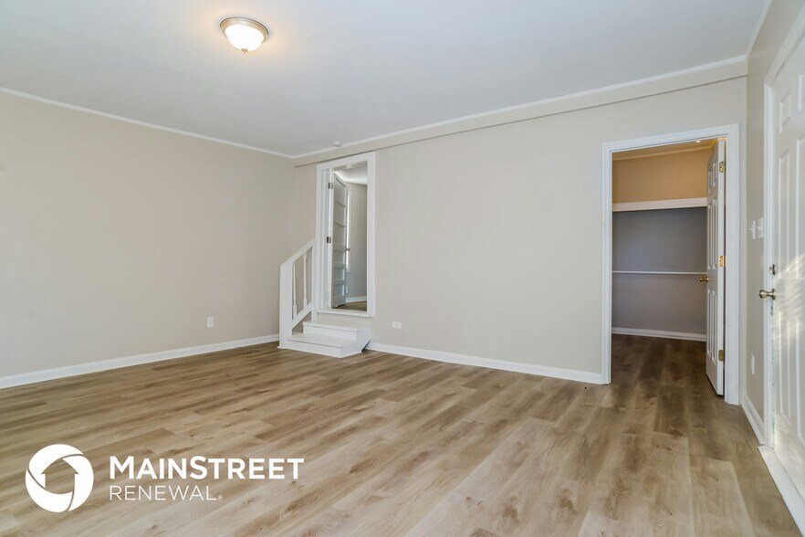 Building Photo - 1004 S Brockway St