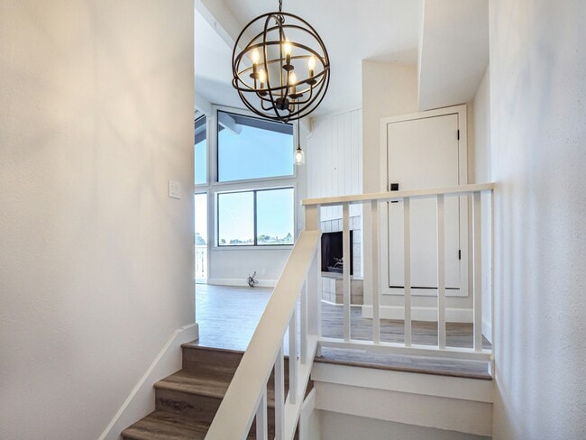 Building Photo - 190 El Camino Medio