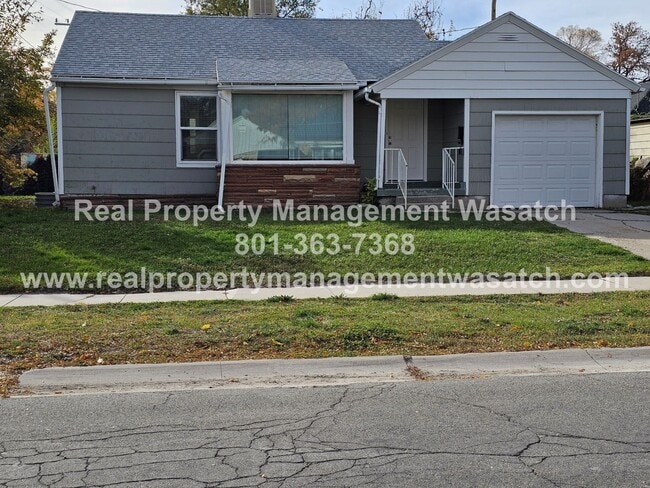 Primary Photo - Check Out This 4 Bedroom 2 Bathroom Home in Salt Lake City!