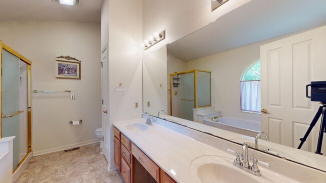 Building Photo - 1125 Butternut Ln