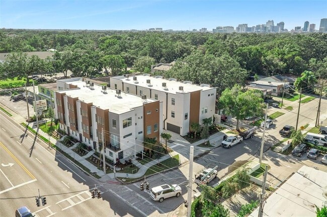 Building Photo - 544 N Bumby Ave