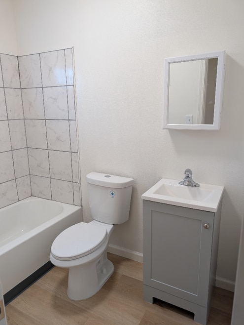 Building Photo - 134 W 111th Pl