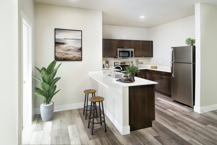Building Photo - The Meridian Apartments