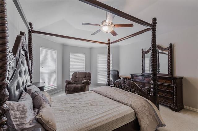 Building Photo - 1604 Oak Brook Ln