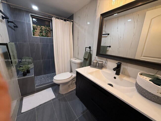 Building Photo - 2815 NE 201st Terrace