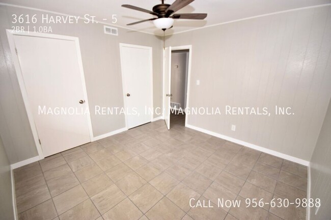 Building Photo - 1st Month Free Rent - Affordable 2 bed 1 B...