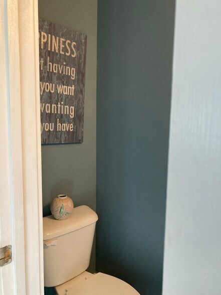 Building Photo - 4173 Hibiscus Dr