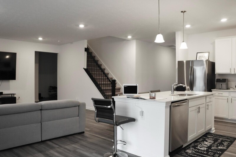 Building Photo - 313 Cape May Dr