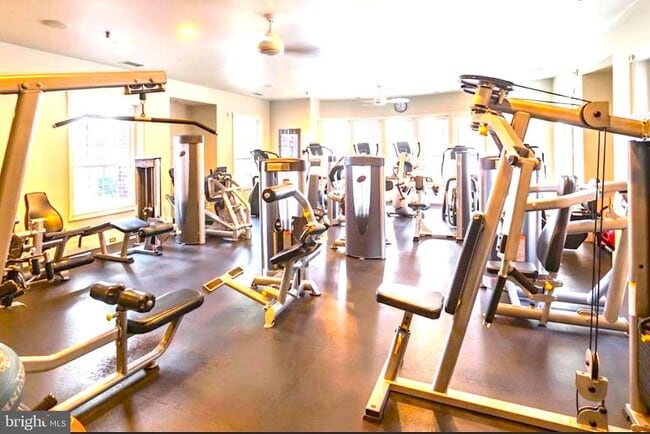 Building Photo - 1580 Spring Gate Dr.